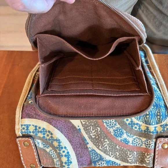 Fossil Modern Vintage Women's Boho Crossbody Bag. - Picture 7 of 7